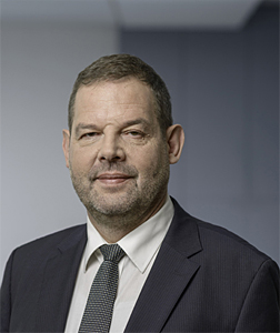 smc bernhard schmid